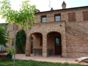 Гостиница Agriturismo Serena -Petritoli-  Петритоли